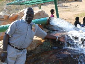 natural-hot-spring-at-jebel-hafeet